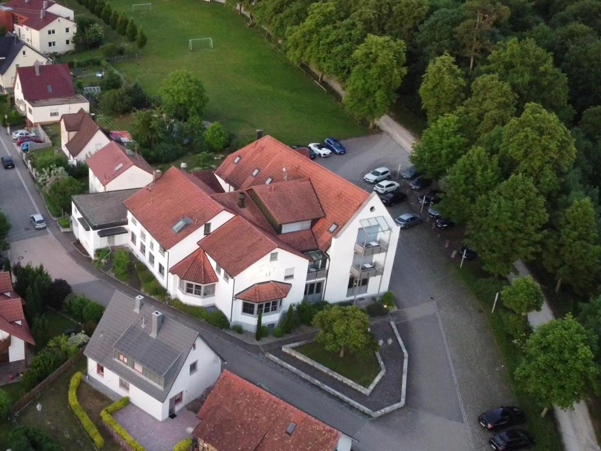 Gasthaus Hotel Zum Mohren Niederstotzingen Luaran gambar